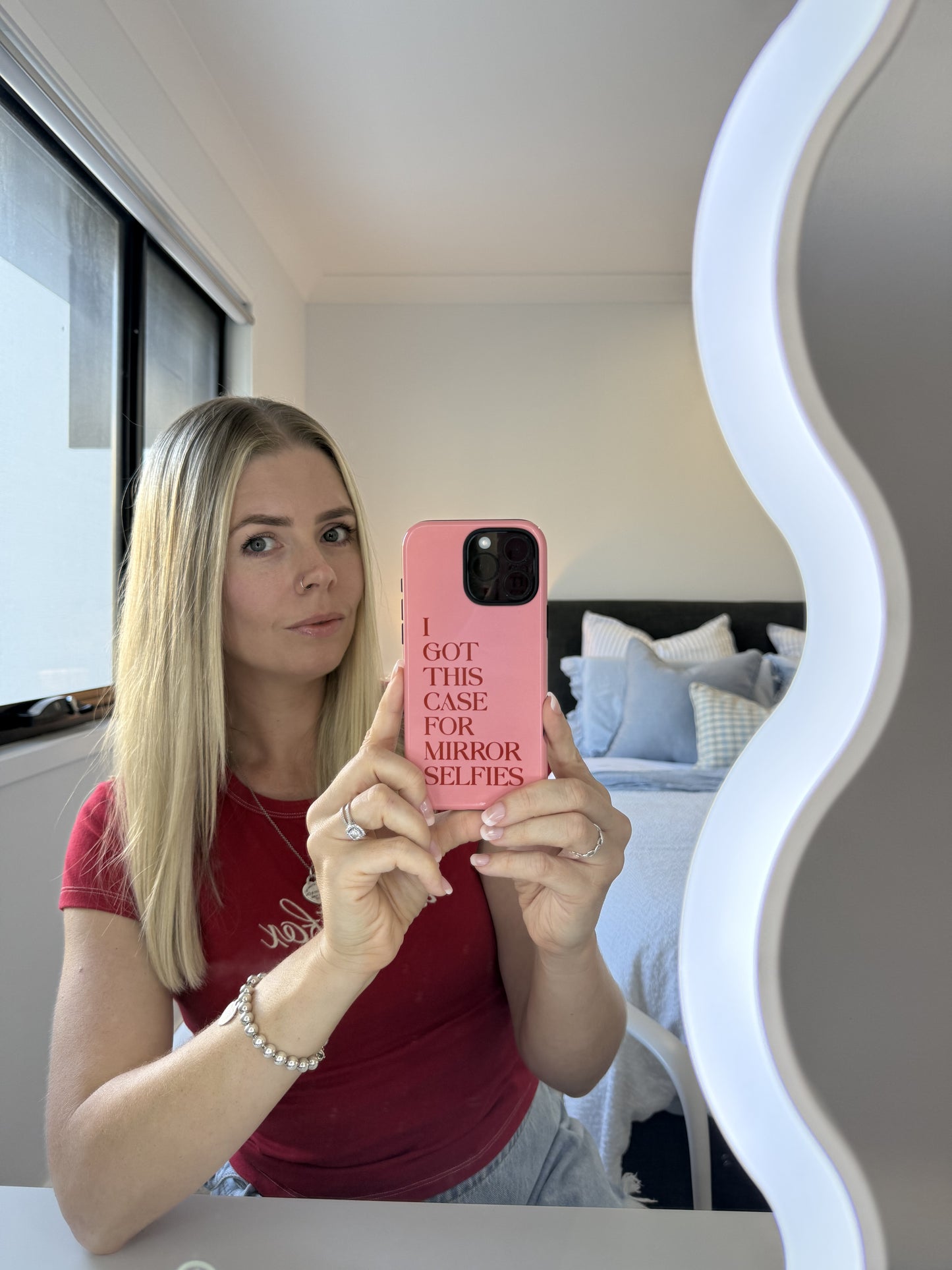 Selfie Queen iPhone Cover (Pink)